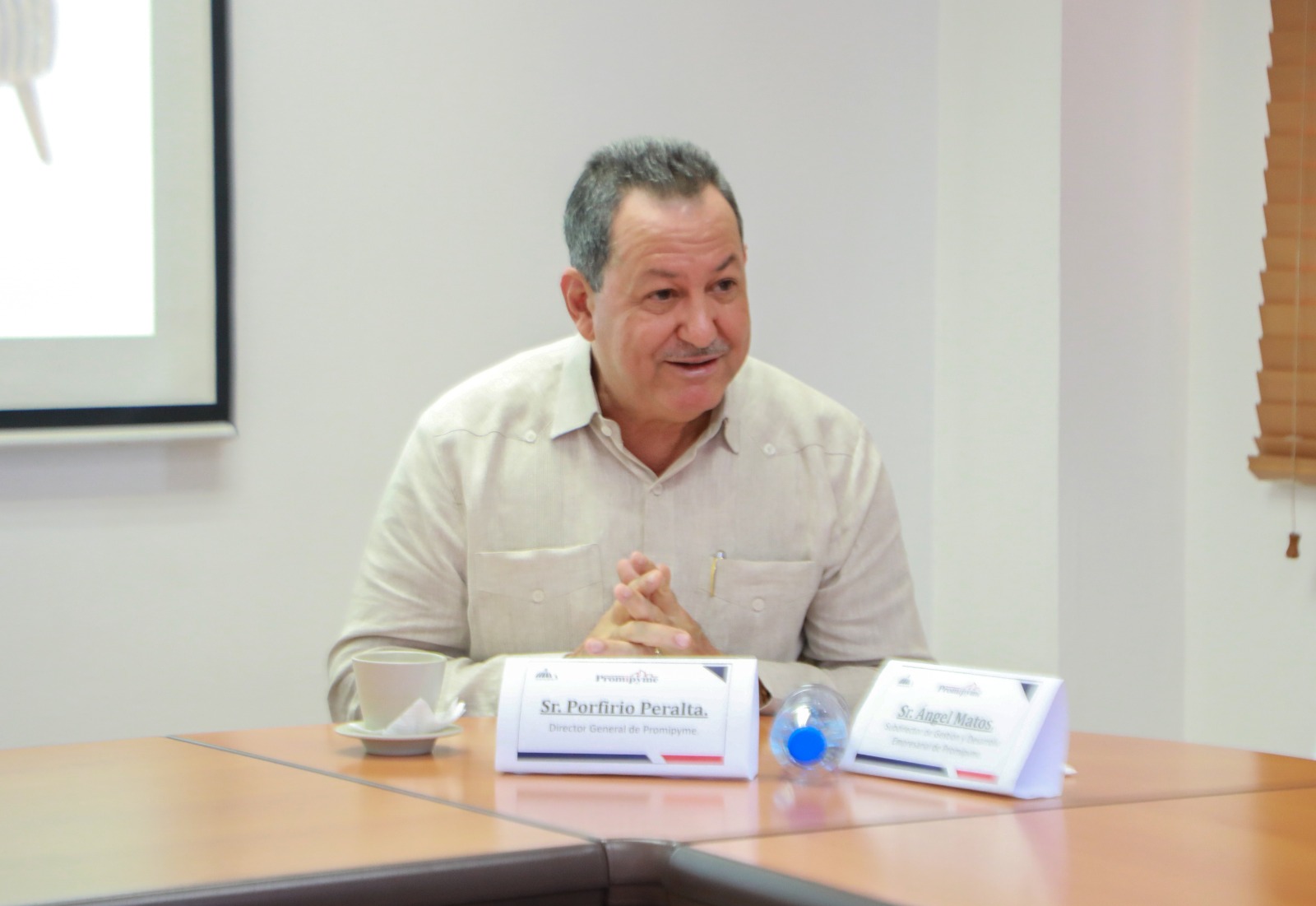 Gerencia de Proyectos Especiales de Promipyme  sostiene encuentro con emprendedores; De la Mente al Cliente